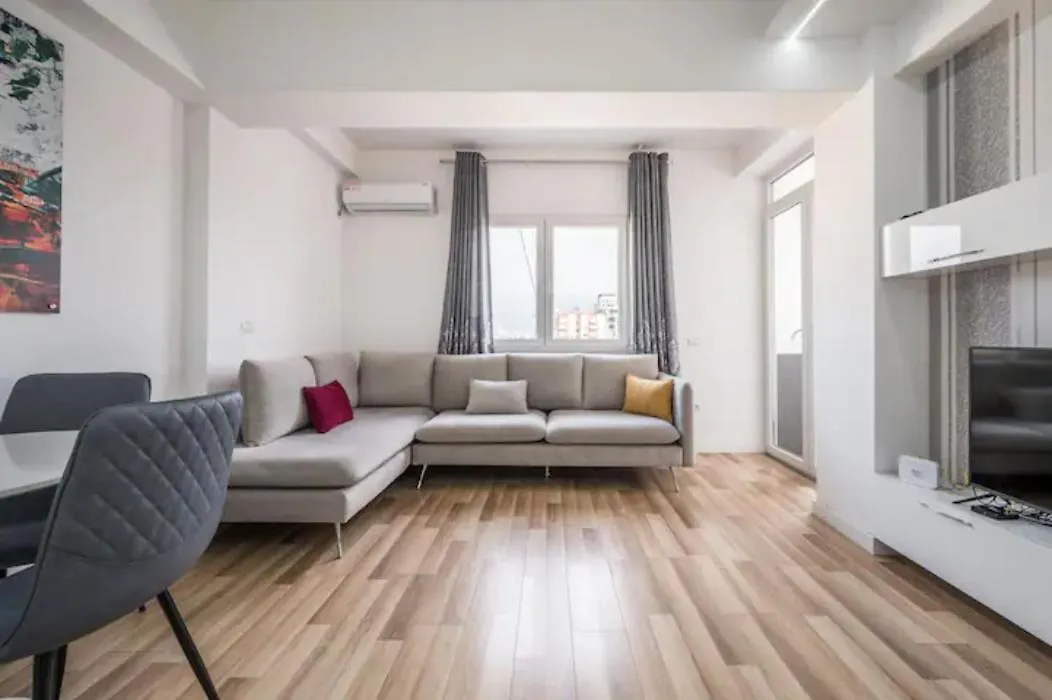 Miku Apartment-Incredible City View 2Bd Apartment At Myslym Shyri Tirana Albania